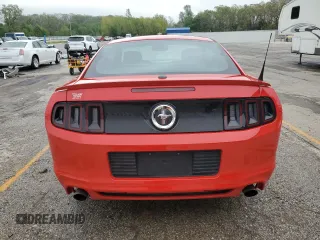 2013 Ford Mustang V6 z VIN 1ZVBP8AM1D5223156, wystawiony jako Copart lot #54687355 z przebiegiem 134 447 mil mil oraz Szkoda całkowita • Salvage title. Historia ofert i sprzedaży dostępna na DreamBid. Obrazek 6.