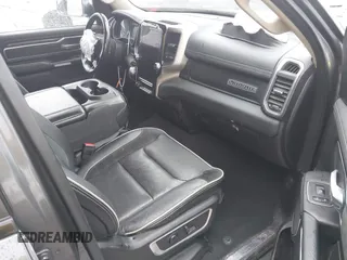 2019 Ram 1500 Laramie with VIN 1C6SRFDTXKN605257, listed as a IAAI auction lot 41562139 with 89,303 mi miles. Bid and sale history available at carsss.com. Image 5.