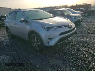 2018 Toyota RAV4 XLE with VIN 2T3WFREV8JW498673, listed as a Copart auction lot 87608275 with 93,439 mi miles and Salvage Title. Bid and sale history available at carsss.com. Image 14.