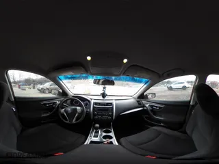 2014 Nissan Altima 2.5 S with VIN 1N4AL3AP2EN368365, listed as a IAAI auction lot 41866662 with 202,123 mi miles. Bid and sale history available at carsss.com. Image 18.