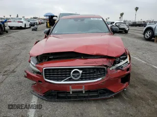 2019 Volvo S60 R-Design with VIN 7JRBR0FM9KG017741, listed as a Copart auction lot 49541025 with 51,331 mi miles and Salvage Title. Bid and sale history available at carsss.com. Image 5.
