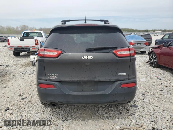 2016 Jeep Cherokee Latitude with VIN 1C4PJMCB1GW220495, listed as a Copart auction lot 53967085 with 185,044 mi miles and Clean Title. Bid and sale history available at DreamBid. Image 6.