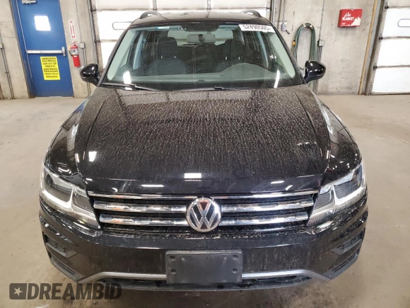 2020 Volkswagen Tiguan S with VIN 3VV0B7AX5LM161512, listed as a Copart auction lot 52490505 with 39,863 mi miles and Salvage title. Bid and sale history available at DreamBid. Image 5.