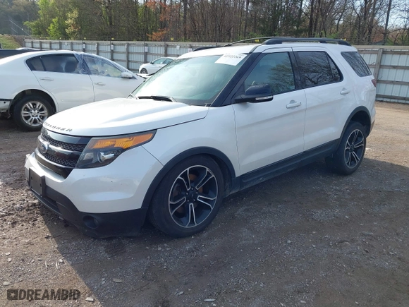 2015 Ford Explorer Sport with VIN 1FM5K8GT1FGC11511, listed as a IAAI auction lot 41922269 with 163,014 mi miles. Bid and sale history available at carsss.com. Image 17.