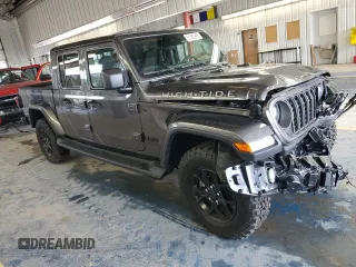 2025 Jeep Gladiator Nighthawk с VIN 1C6PJTAG5SL528084, выставлен на аукционе Copart как лот 61380995 с пробегом 624 миль миль и Списание • Salvage title. История ставок и продаж доступна на DreamBid. Изображение 4.