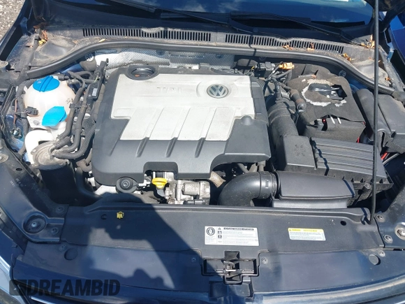 2014 Volkswagen Jetta TDI w/Premium/Nav with VIN 3VWLL7AJ3EM232789, listed as a IAAI auction lot 42737539 with 60,263 mi miles and . Bid and sale history available at DreamBid. Image 10.
