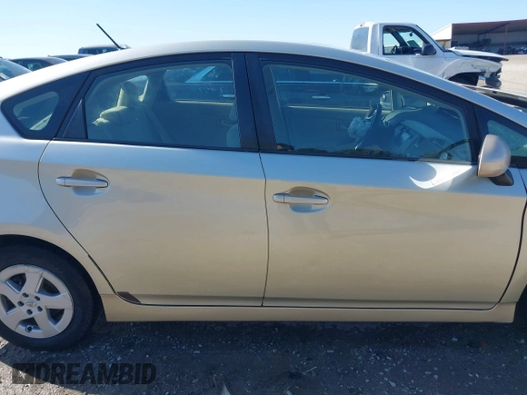 2011 Toyota Prius I with VIN JTDKN3DU1B0257714, listed as a IAAI auction lot 41520228 with 212,646 mi miles. Bid and sale history available at carsss.com. Image 14.