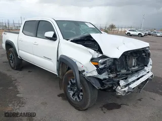 2020 Toyota Tacoma 2WD SR5 with VIN 3TMAZ5CN2LM133990, listed as a IAAI auction lot 41423069 with 56,184 mi miles. Bid and sale history available at carsss.com. Image 6.