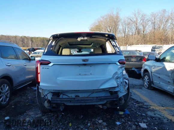 2020 Cadillac XT6 FWD Premium Luxury with VIN 1GYKPCRSXLZ207533, listed as a IAAI auction lot 41359744 with 81,689 mi miles. Bid and sale history available at carsss.com. Image 16.