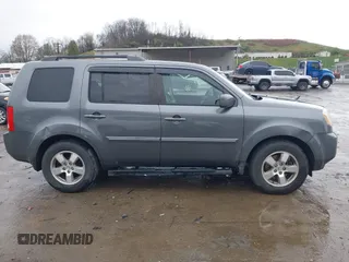 2011 Honda Pilot EX-L with VIN 5FNYF4H67BB001622, listed as a IAAI auction lot 41954379 with 157,910 mi miles and . Bid and sale history available at carsss.com. Image 13.