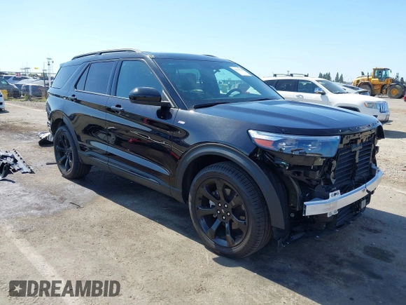 2023 Ford Explorer ST-Line z VIN 1FMSK8KH7PGC03436, wystawiony jako IAAI lot #42359119 z przebiegiem 5 261 mil mil oraz . Historia ofert i sprzedaży dostępna na DreamBid. Obrazek 1.