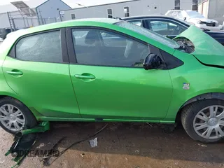 2011 Mazda 2 Sport z VIN JM1DE1HY2B0109615, wystawiony jako IAAI lot #42006812 z przebiegiem 197 402 mil mil oraz . Historia ofert i sprzedaży dostępna na DreamBid. Obrazek 13.