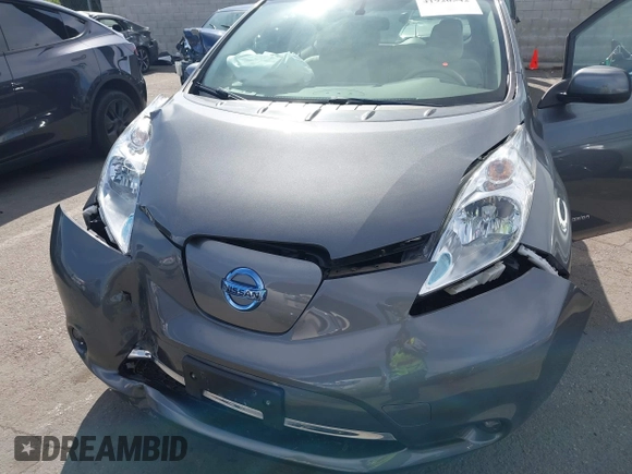 2017 Nissan LEAF S with VIN 1N4BZ0CP1HC302579, listed as a IAAI auction lot 41920542 with 37,462 mi miles. Bid and sale history available at carsss.com. Image 6.
