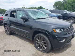 2016 Jeep Grand Cherokee Limited with VIN 1C4RJFBGXGC325653, listed as a IAAI auction lot 42493307 with 209,633 mi miles and . Bid and sale history available at DreamBid. Image 1.