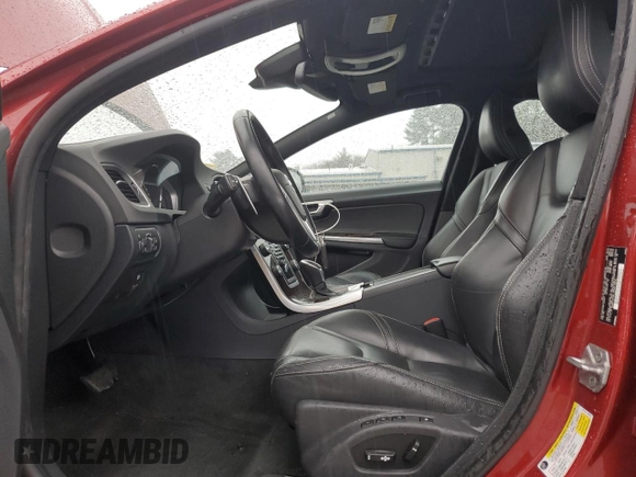 2015 Volvo S60 T5 Premier with VIN YV1612TB5F1308861, listed as a Copart auction lot 49028325 with 55,583 mi miles and Clean Title. Bid and sale history available at carsss.com. Image 7.