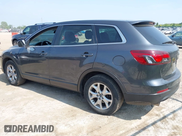 2014 Mazda CX-9 Touring z VIN JM3TB3CA4E0431520, wystawiony jako IAAI lot #42514932 z przebiegiem 119 837 mil mil oraz . Historia ofert i sprzedaży dostępna na DreamBid. Obrazek 3.