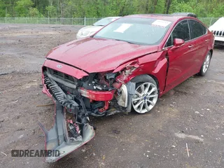 2017 Ford Fusion SE with VIN 3FA6P0HD8HR309469, listed as a IAAI auction lot 41891713 with 92,300 mi miles. Bid and sale history available at carsss.com. Image 6.