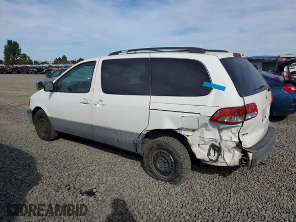 2001 Toyota Sienna LE with VIN 4T3ZF13C61U362980, listed as a Copart auction lot 71986484 with 188,556 mi miles and Salvage Title. Bid and sale history available at carsss.com. Image 2.