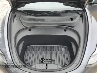 2023 Tesla Model 3 z VIN 5YJ3E1EA0PF620784, wystawiony jako Copart lot #49323115 z przebiegiem 69 263 mil mil oraz Szkoda całkowita • Salvage title. Historia ofert i sprzedaży dostępna na DreamBid. Obrazek 13.