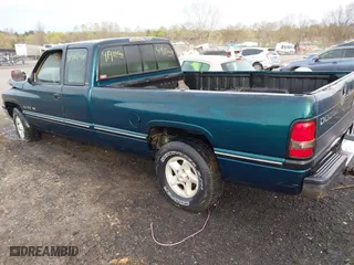1996 Dodge Ram 1500 with VIN 3B7HC13YXTG158105, listed as a IAAI auction lot 41983648 with 204,721 mi miles. Bid and sale history available at carsss.com. Image 3.