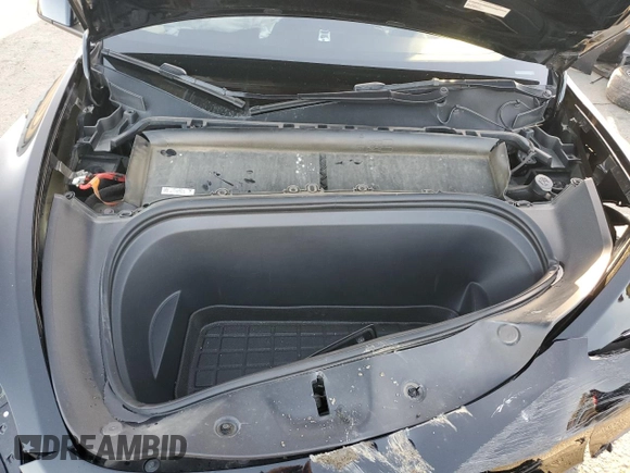 2022 Tesla Model Y Long Range with VIN 7SAYGAEE1NF562042, listed as a Copart auction lot 45702845 with 34,240 mi miles and Salvage Title. Bid and sale history available at carsss.com. Image 12.