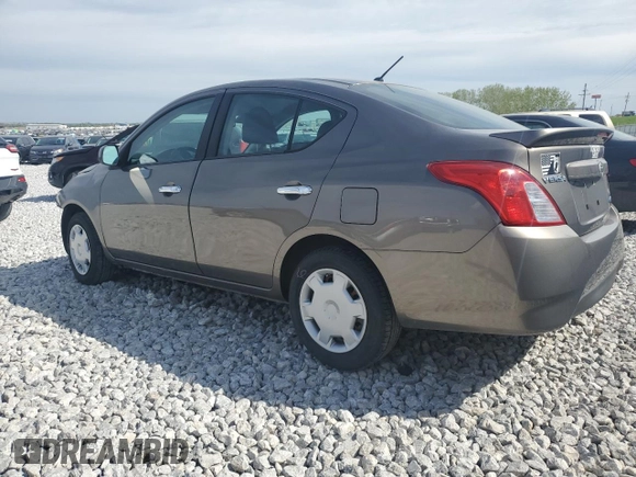 2012 Nissan Versa SV z VIN 3N1CN7AP1CL879134, wystawiony jako Copart lot #43001045 z przebiegiem 88 154 mil mil oraz Szkoda całkowita • Salvage title. Historia ofert i sprzedaży dostępna na DreamBid. Obrazek 2.