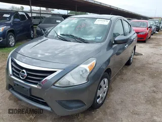 2019 Nissan Versa SV z VIN 3N1CN7AP3KL818334, wystawiony jako IAAI lot #41932878 z przebiegiem Nie podano mil oraz . Historia ofert i sprzedaży dostępna na DreamBid. Obrazek 2.