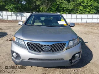 2013 Kia Sorento EX with VIN 5XYKU4A6XDG345785, listed as a IAAI auction lot 42199217 with 245,900 mi miles and . Bid and sale history available at DreamBid. Image 12.