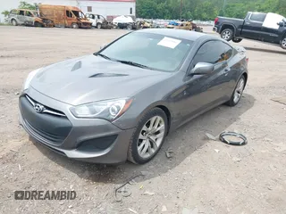 2013 Hyundai Genesis Coupe Premium с VIN KMHHT6KD2DU083678, выставлен на аукционе IAAI как лот 42219912 с пробегом 186 192 миль миль и . История ставок и продаж доступна на DreamBid. Изображение 2.