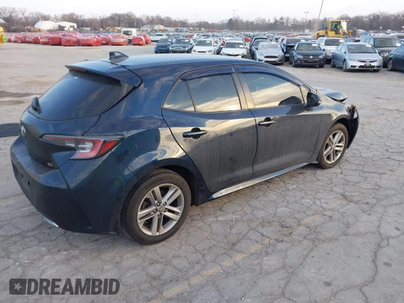 2021 Toyota Corolla Hatchback SE with VIN JTNB4MBE4M3105881, listed as a IAAI auction lot 41017358 with 109,532 mi miles. Bid and sale history available at carsss.com. Image 4.
