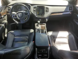 2019 Volvo XC90 Momentum with VIN YV4A22PK1K1457475, listed as a Copart auction lot 52974925 with 137,393 mi miles and Salvage Title. Bid and sale history available at carsss.com. Image 8.
