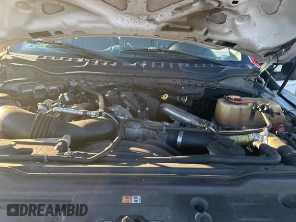 2018 Ford F-450 with VIN 1FD0X4GT2JEC54764, listed as a Copart auction lot 82886554 with 417,934 mi miles and Clean title. Bid and sale history available at DreamBid. Image 7.