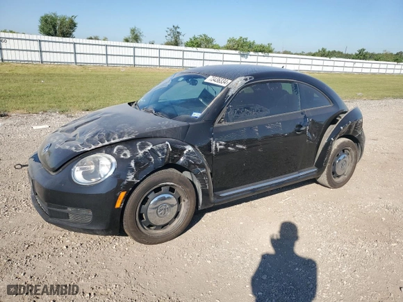 2012 Volkswagen Beetle 2.5L PZEV with VIN 3VWJP7ATXCM627644, listed as a Copart auction lot 73436334 with 97,039 mi miles and Salvage Title. Bid and sale history available at carsss.com. Image 1.