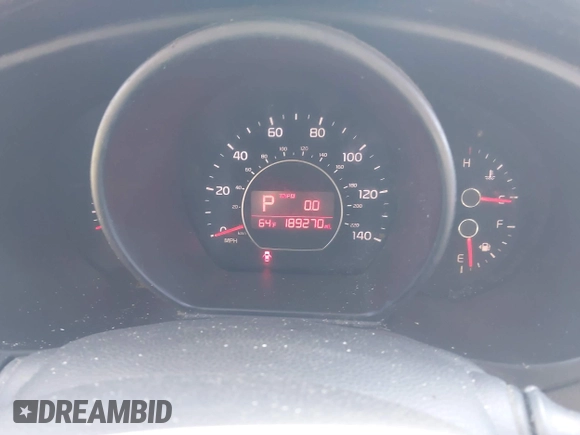2014 Kia Soul with VIN KNDJN2A29E7042800, listed as a IAAI auction lot 41782186 with 189,270 mi miles. Bid and sale history available at carsss.com. Image 7.