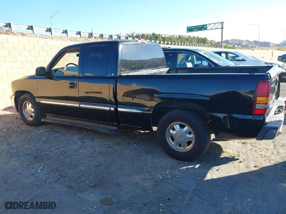 2002 GMC Sierra 1500 SLE with VIN 2GTEC19T121415612, listed as a IAAI auction lot 41371998 with 1 mi miles. Bid and sale history available at carsss.com. Image 13.