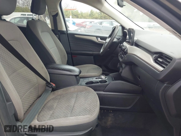 2021 Ford Escape SE z VIN 1FMCU0G62MUA94307, wystawiony jako IAAI lot #42018728 z przebiegiem 142 662 mil mil oraz . Historia ofert i sprzedaży dostępna na DreamBid. Obrazek 5.