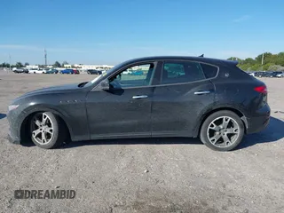 2019 Maserati Levante z VIN ZN661XUA6KX308351, wystawiony jako IAAI lot #41273822 z przebiegiem Nie podano mil oraz . Historia ofert i sprzedaży dostępna na DreamBid. Obrazek 14.