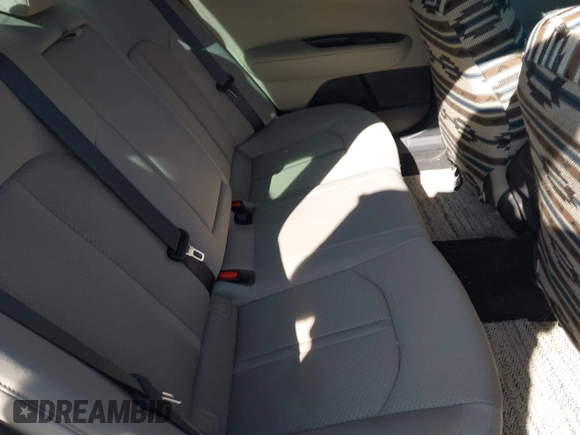 2017 Kia Optima with VIN KNAGT4LE9H5012924, listed as a IAAI auction lot 41682280 with 104,820 mi miles and . Bid and sale history available at DreamBid. Image 8.