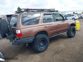 1999 Toyota 4Runner SR5 with VIN JT3HN86R3X0207621, listed as a IAAI auction lot 41719135 with 235,291 mi miles. Bid and sale history available at carsss.com. Image 4.