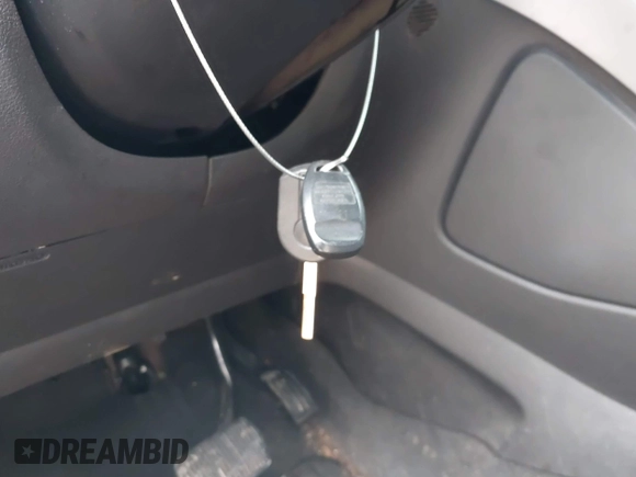 2014 Ford Escape SE z VIN 1FMCU9G91EUB07502, wystawiony jako IAAI lot #41166006 z przebiegiem 209 625 mil mil oraz . Historia ofert i sprzedaży dostępna na DreamBid. Obrazek 11.