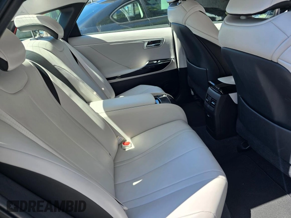 2020 Toyota Mirai z VIN JTDBVRBD2LA008274, wystawiony jako Copart lot #42030885 z przebiegiem 36 722 mil mil oraz Szkoda całkowita • Salvage title. Historia ofert i sprzedaży dostępna na DreamBid. Obrazek 6.