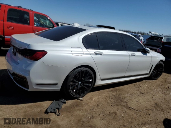2021 BMW 7 Series 750i xDrive with VIN WBA7U2C04MCF07742, listed as a Copart auction lot 51512185 with 45,224 mi miles and Salvage Title. Bid and sale history available at carsss.com. Image 3.
