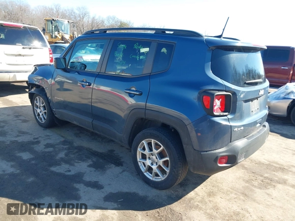 2020 Jeep Renegade Latitude with VIN ZACNJBBB9LPL85731, listed as a IAAI auction lot 41589574 with 73,613 mi miles. Bid and sale history available at carsss.com. Image 3.