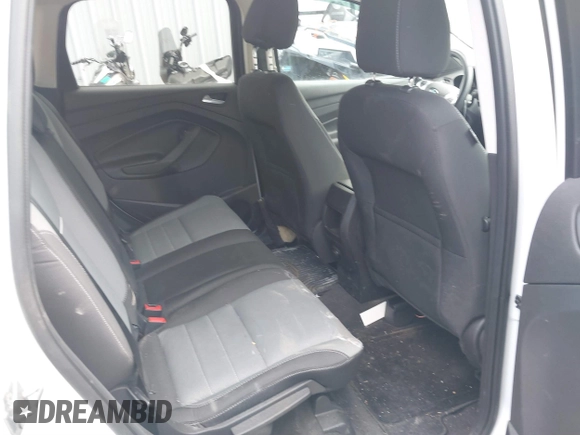 2013 Ford Escape SE with VIN 1FMCU9GX9DUD71905, listed as a IAAI auction lot 41768127 with 48,183 mi miles. Bid and sale history available at carsss.com. Image 8.