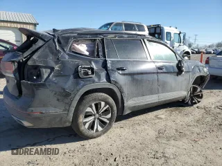 2024 Volkswagen Atlas SE with VIN 1V2LR2CA8RC515082, listed as a Copart auction lot 42556065 with Not provided miles and Salvage title. Bid and sale history available at DreamBid. Image 3.