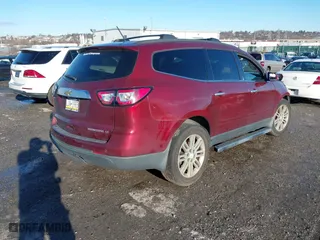 2015 Chevrolet Traverse LT with VIN 1GNKRGKD5FJ101424, listed as a IAAI auction lot 41211081 with 130,639 mi miles. Bid and sale history available at carsss.com. Image 4.