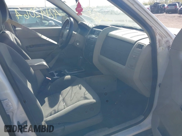 2008 Ford Escape XLS with VIN 1FMCU02Z68KC25600, listed as a IAAI auction lot 42142064 with 337,207 mi miles and . Bid and sale history available at DreamBid. Image 5.