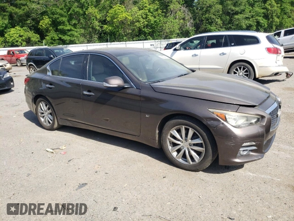 2014 Infiniti Q50 Premium with VIN JN1BV7AR7EM688839, listed as a Copart auction lot 53574965 with 157,861 mi miles and Clean Title. Bid and sale history available at carsss.com. Image 4.