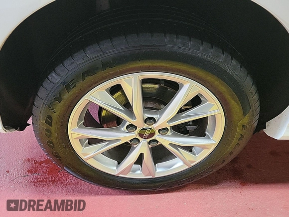2023 Audi Q3 S line Premium with VIN WA1DECF33P1105667, listed as a IAAI auction lot 42731224 with 48,717 mi miles and . Bid and sale history available at DreamBid. Image 28.