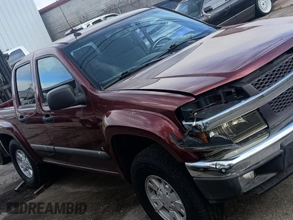 2008 Chevrolet Colorado z VIN 1GCDT43E188219182, wystawiony jako Copart lot #54735315 z przebiegiem 140 622 mil mil oraz Czysty tytuł • Clean title. Historia ofert i sprzedaży dostępna na DreamBid. Obrazek 1.